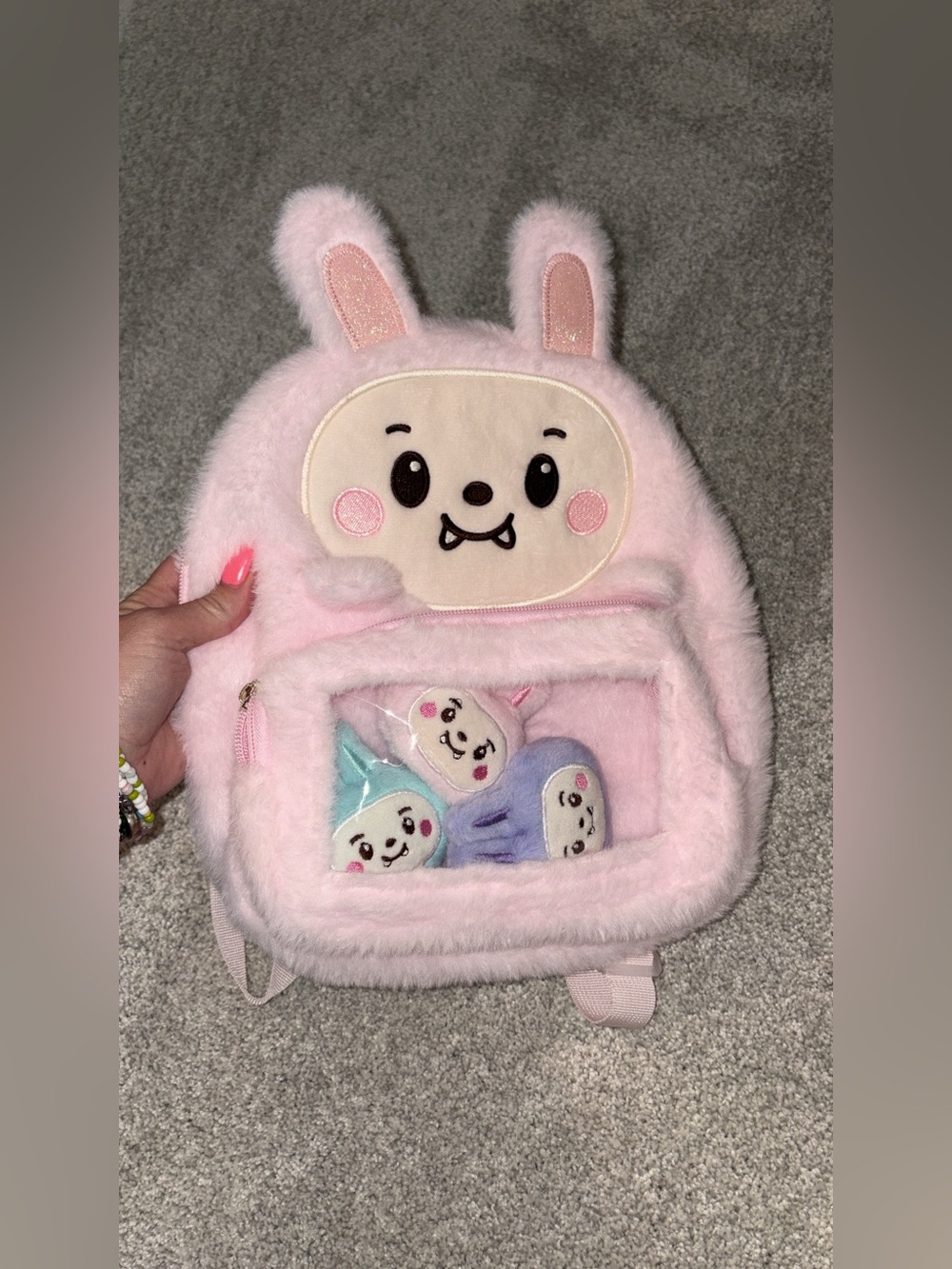 Labubu backpack - Picture 1 of 1